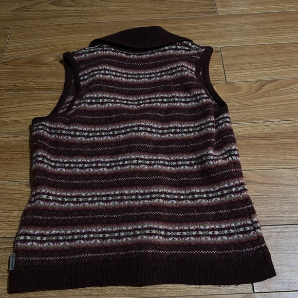 Woolrich Lambswool Vest - Picture 7 of 7
